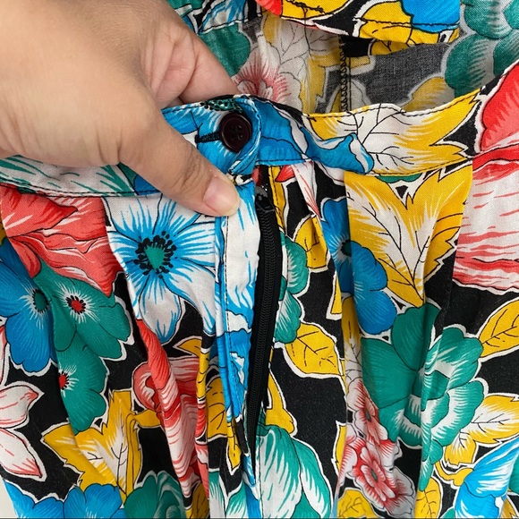 Diane Von Furstenberg | Vintage Floral jumpsuit - Picture 5 of 10